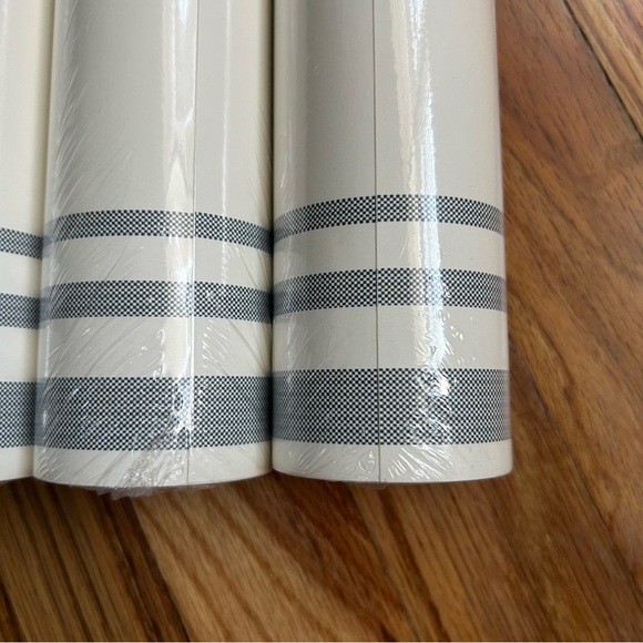 New Hearth & Hand Wall Paper Double Roll 56sqft per roll lot of Four Stripes - Picture 4 of 8